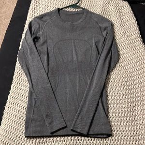 ❌SOLD❌ Lululemon Long Sleeve Swiftly
